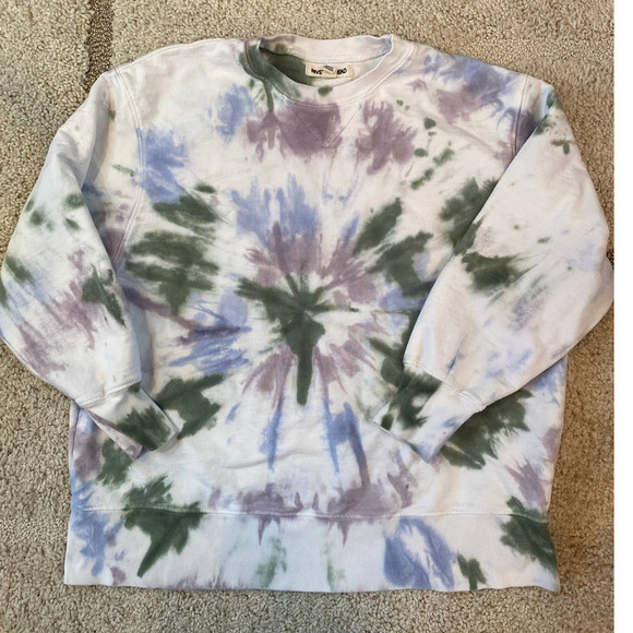 rivet & thread Sweaters - Rivet & Thread Tie Dye Sweatshirt